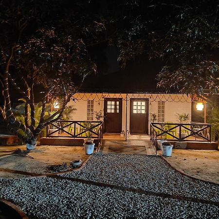 Shobhayan Inn, Airport Railway Station Pickup Free Ayodhya 외부 사진