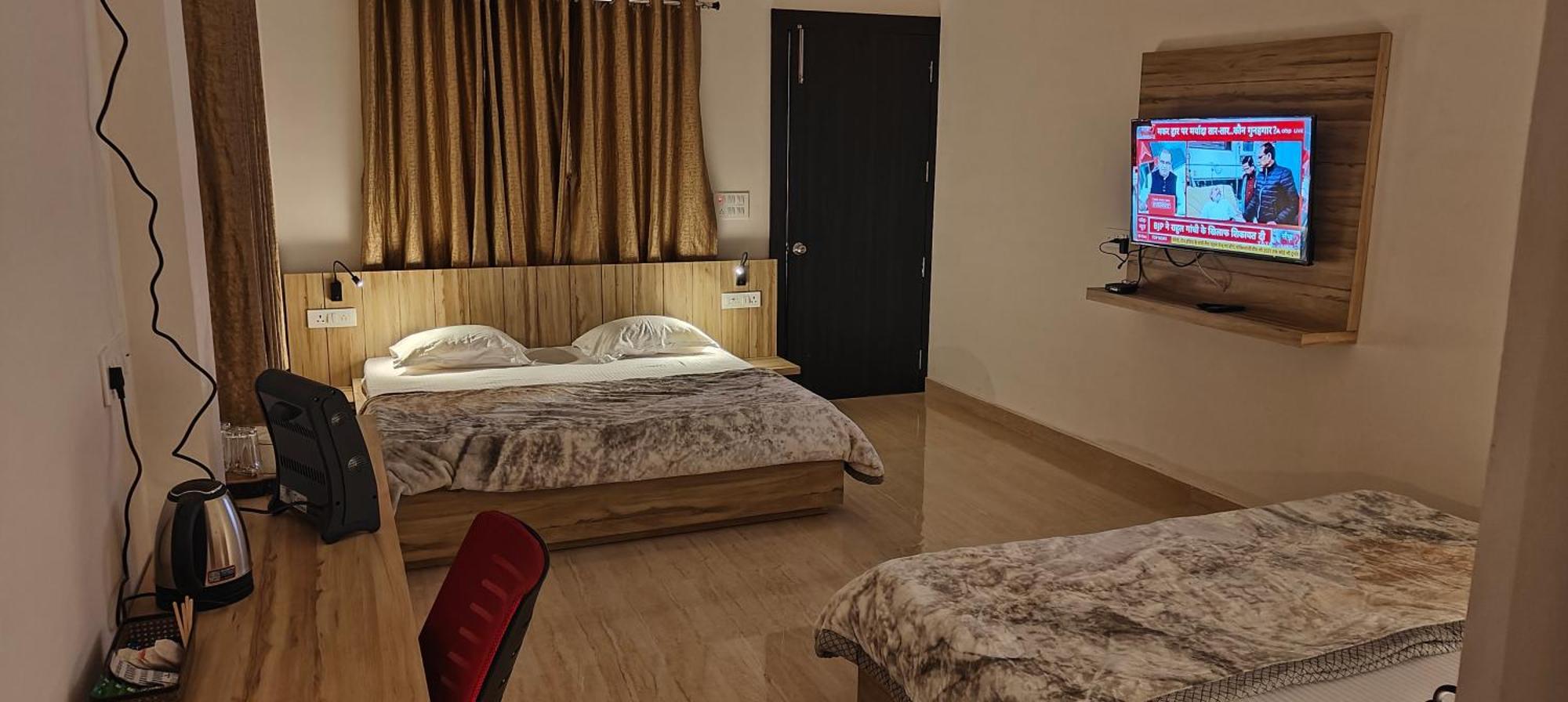 Shobhayan Inn, Airport Railway Station Pickup Free Ayodhya 외부 사진