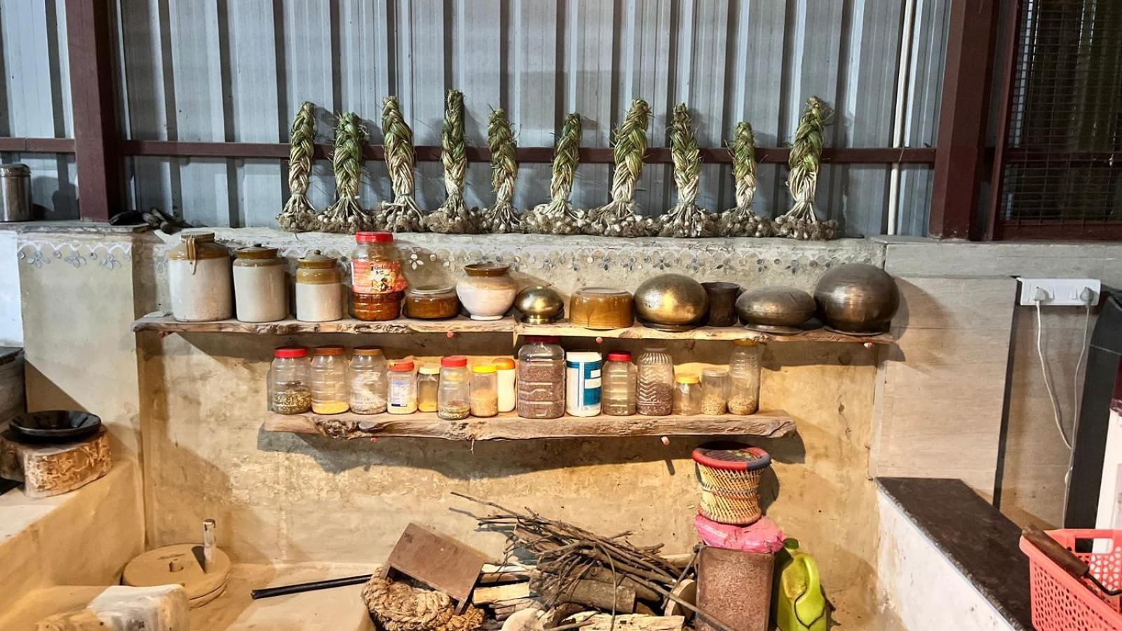 Shobhayan Inn, Airport Railway Station Pickup Free Ayodhya 외부 사진